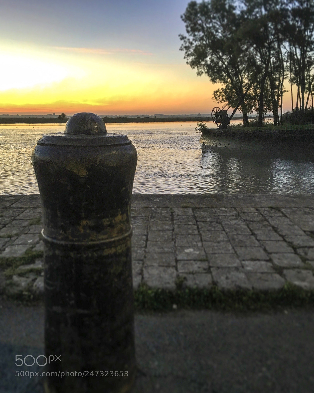 Apple iPhone 6s sample photo. Rochefort, un cit charg photography