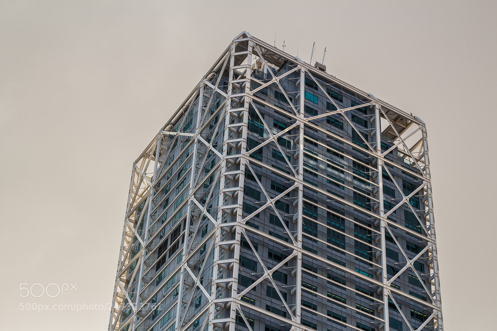 Canon EOS 100D (EOS Rebel SL1 / EOS Kiss X7) sample photo. Building in the city photography