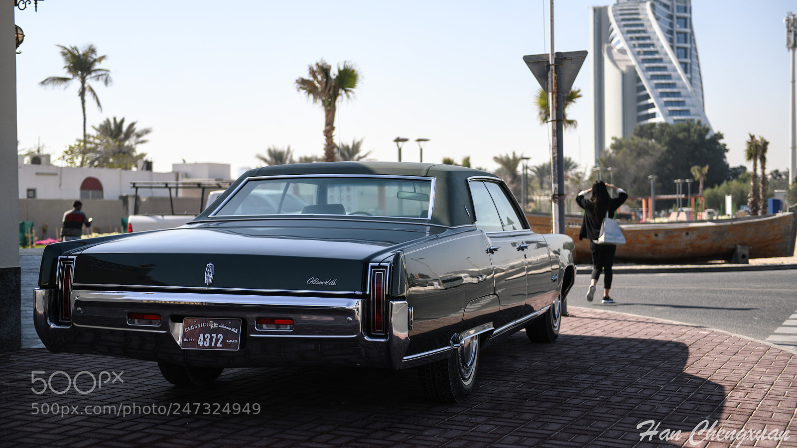 Nikon D850 sample photo. Lincoln car in front photography