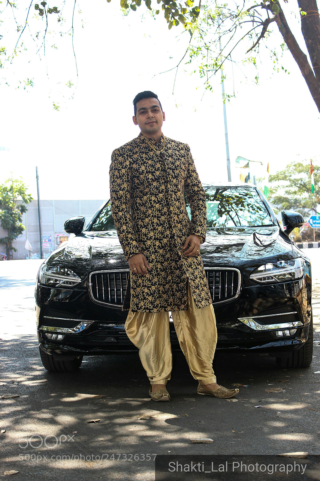 Canon EOS 600D (Rebel EOS T3i / EOS Kiss X5) sample photo. Groom set to rock photography