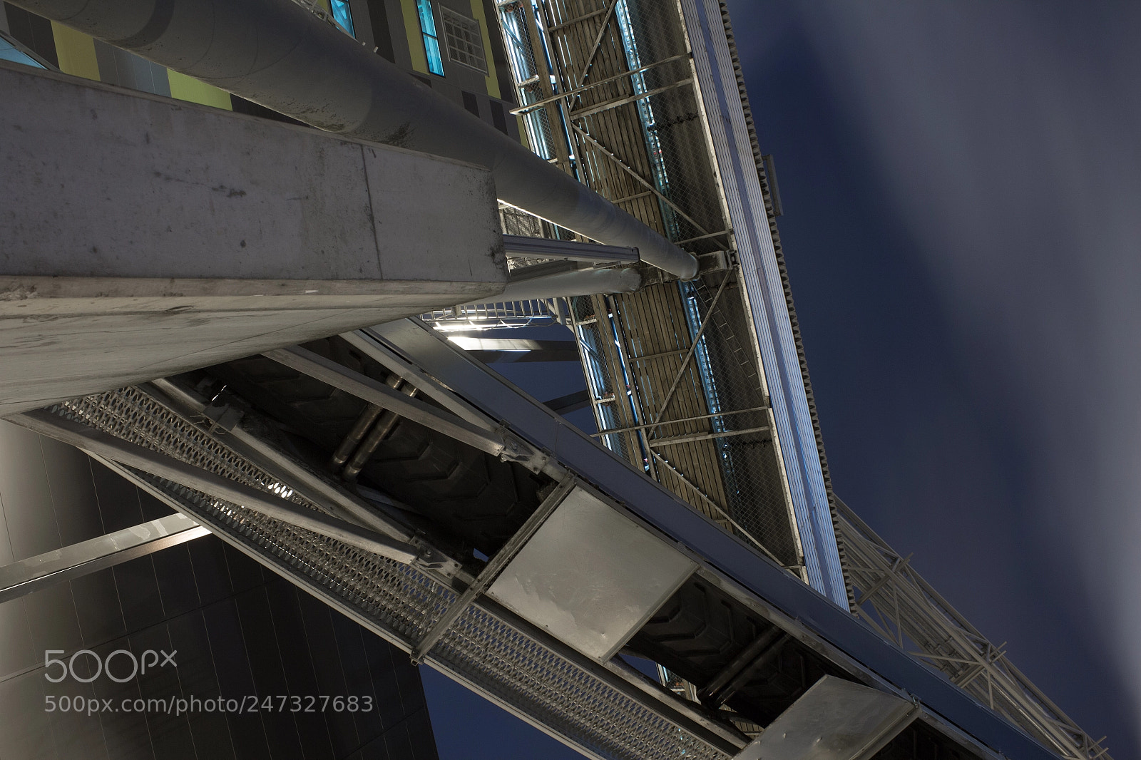 Canon EOS 600D (Rebel EOS T3i / EOS Kiss X5) sample photo. Some more conveyor belts photography