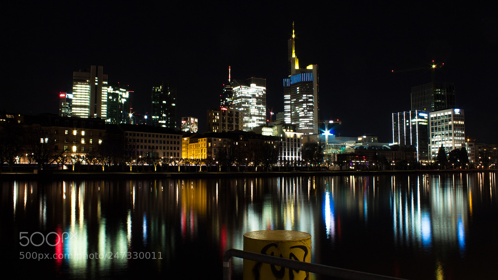 Canon EOS 1300D (EOS Rebel T6 / EOS Kiss X80) sample photo. The frankfurt skyline main photography