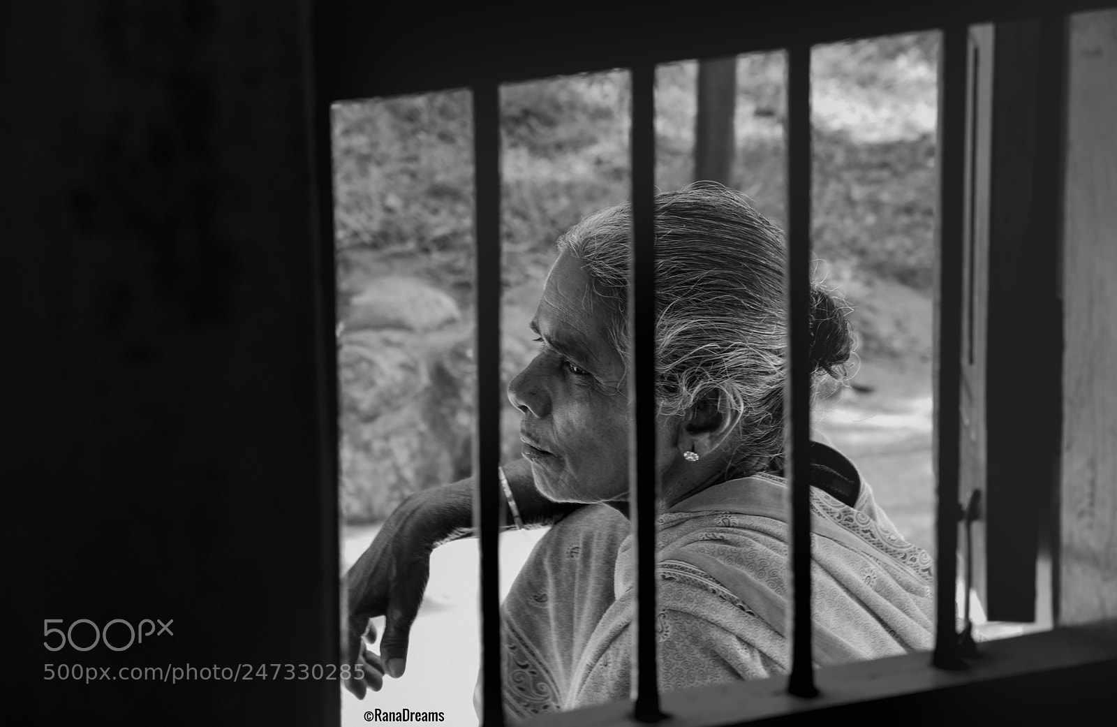 Nikon D7200 sample photo. The village grandma photography