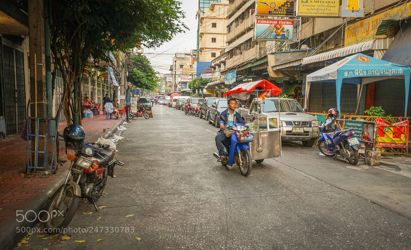Sony a7 sample photo. Street life of bangkok photography