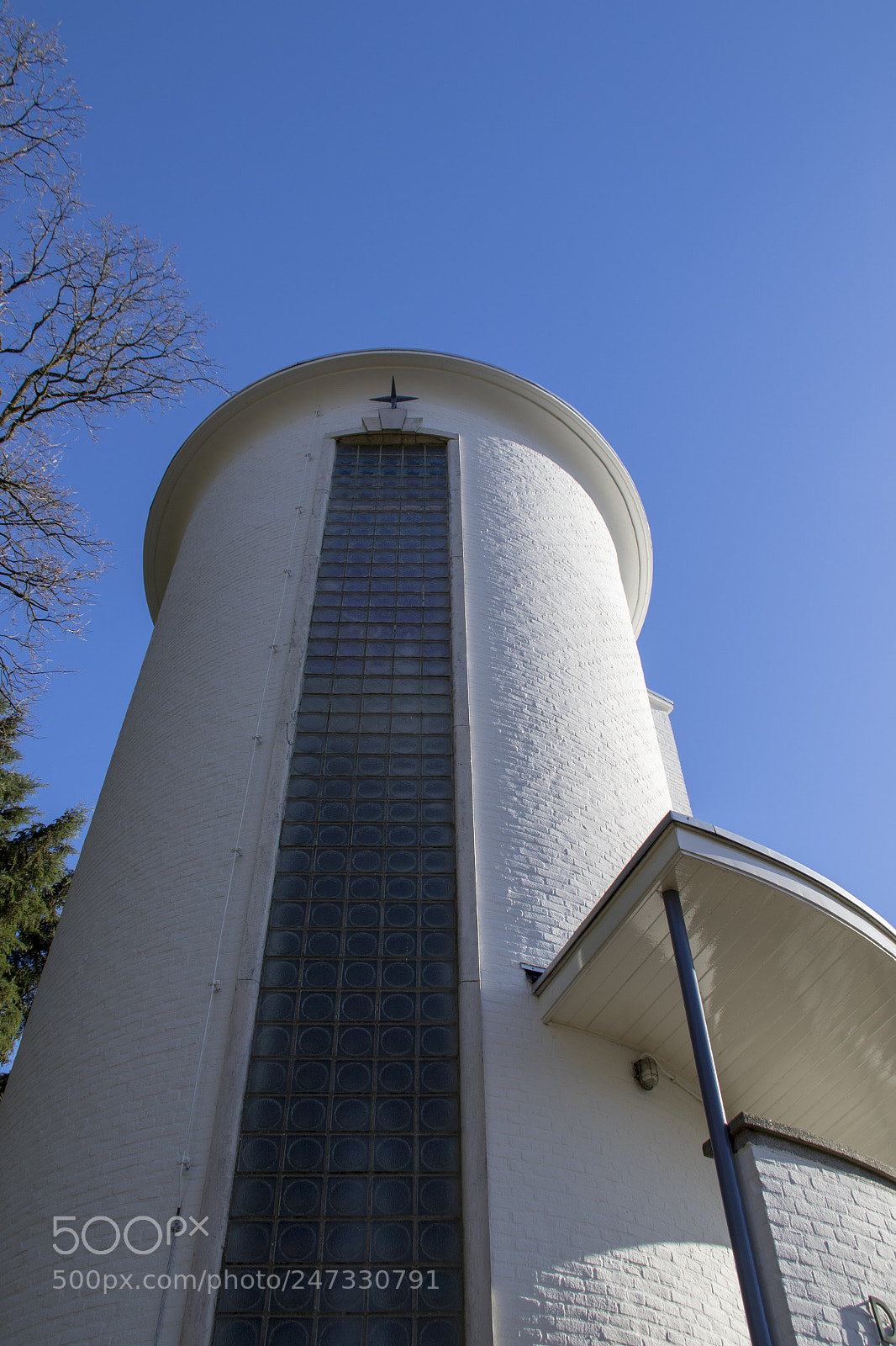 Canon EOS 7D Mark II sample photo. Building photography