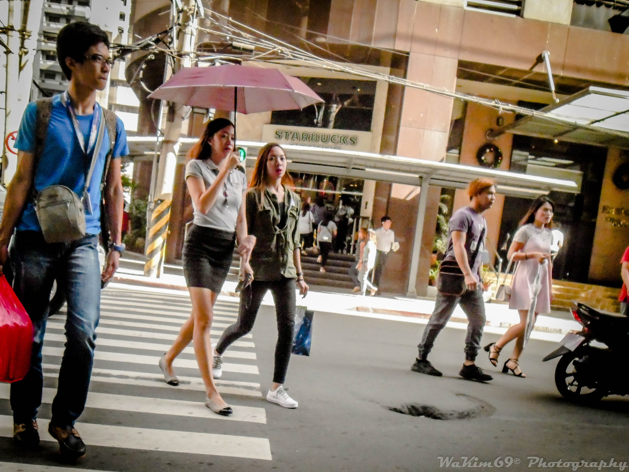 Samsung ES90/ ES91 sample photo. Proper posture while holding an umbrella... :) photography