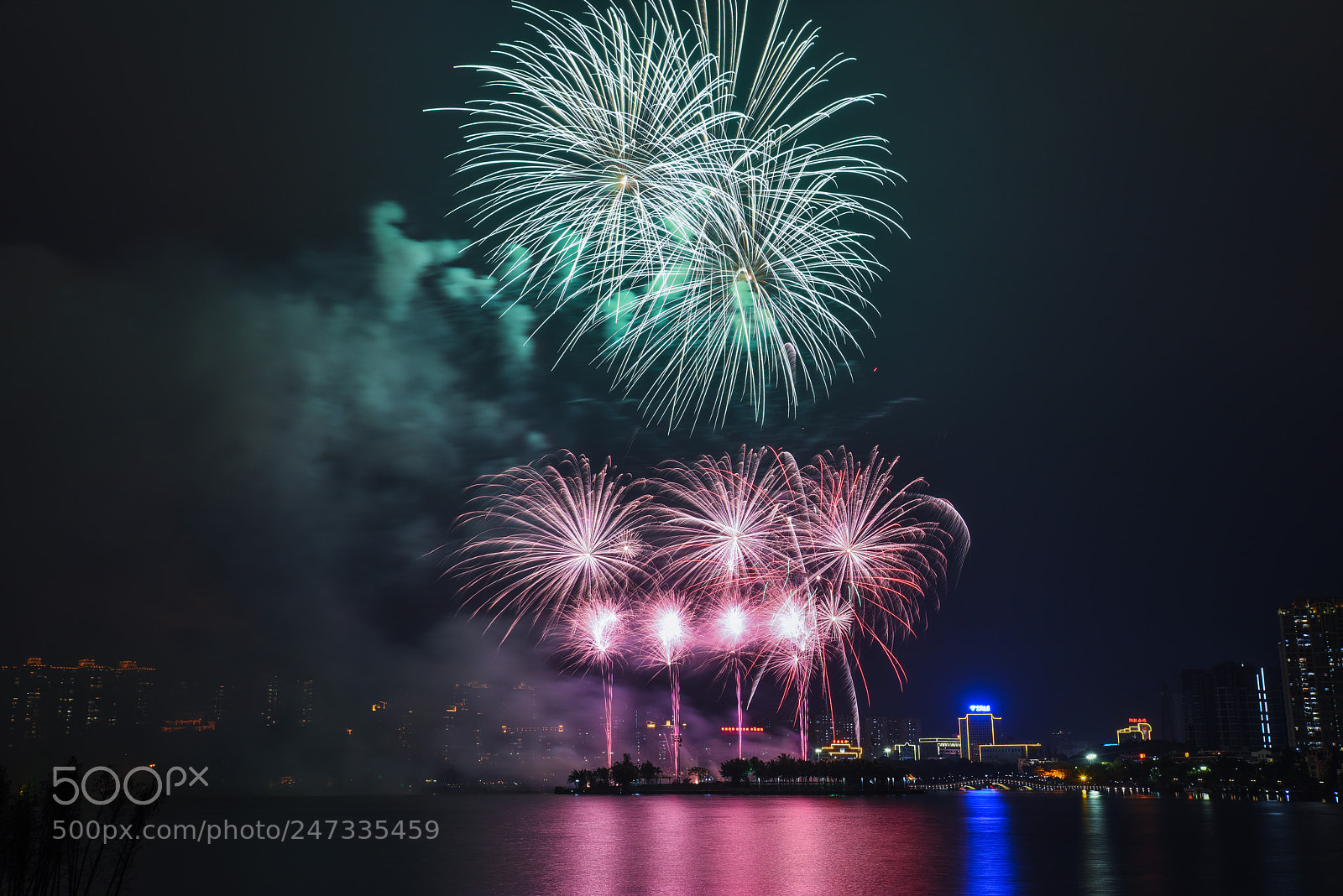 Nikon D810 sample photo. 大年初二的烟火 photography