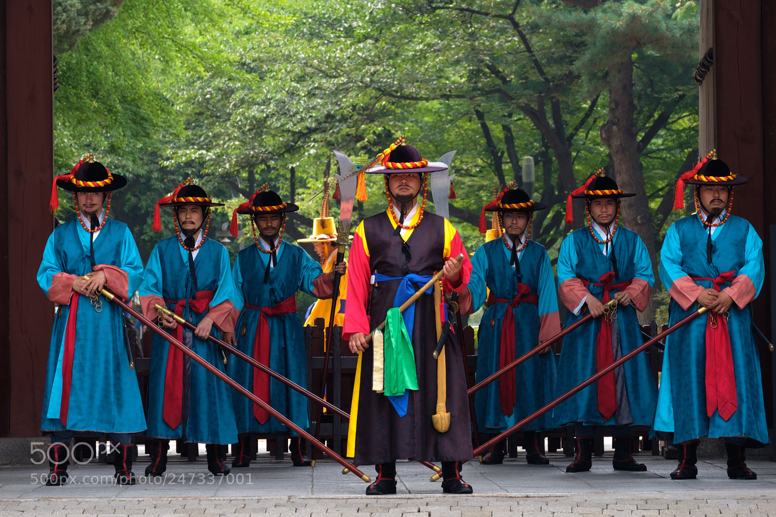 Fujifilm X-T2 sample photo. Korean guards photography