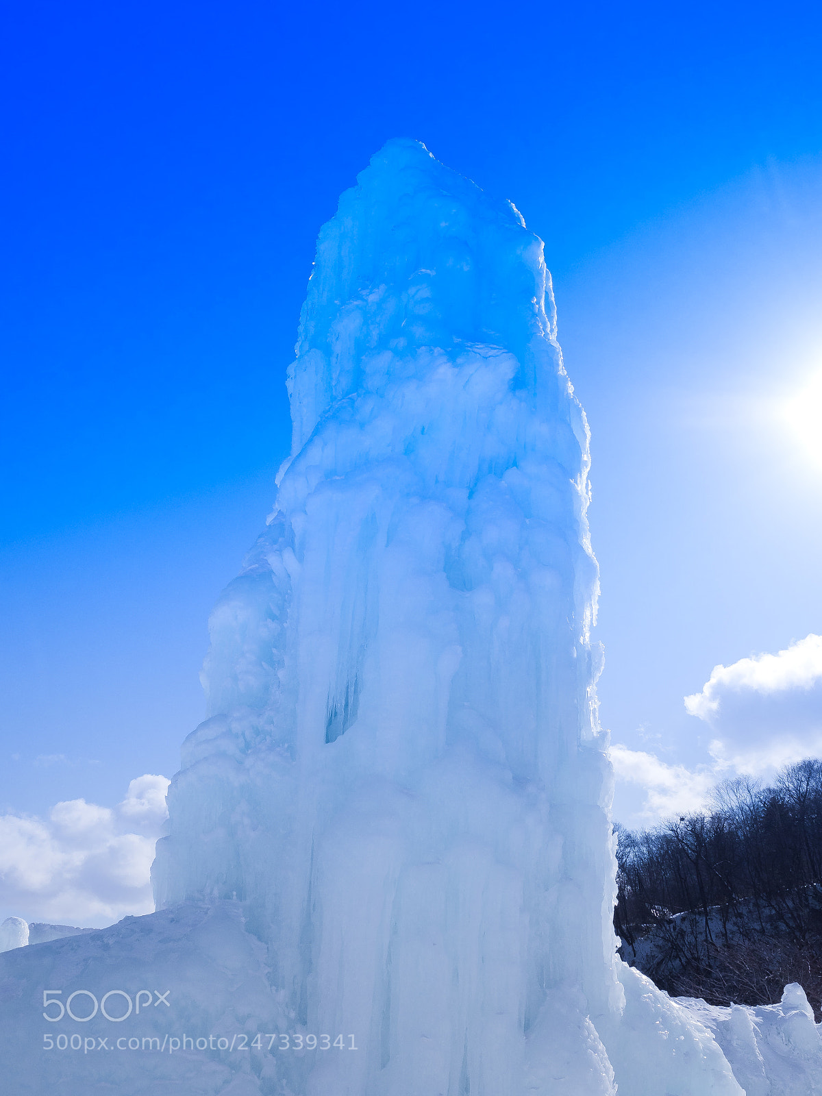 Olympus OM-D E-M5 II sample photo. Sky high photography