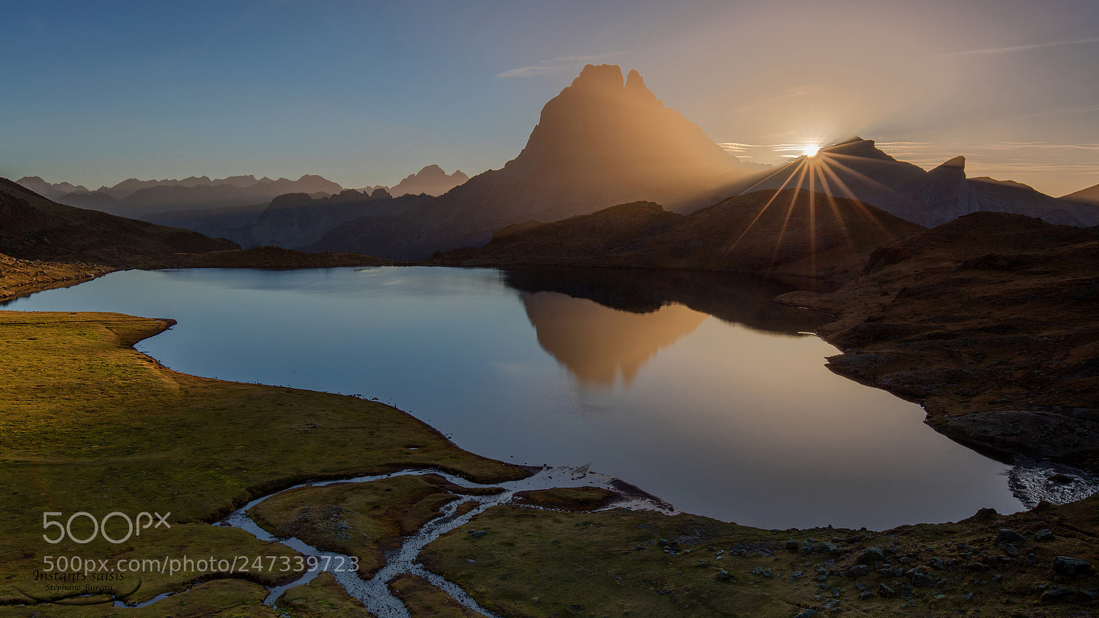 Canon EOS 5DS R sample photo. Ossau mountain sunrise photography