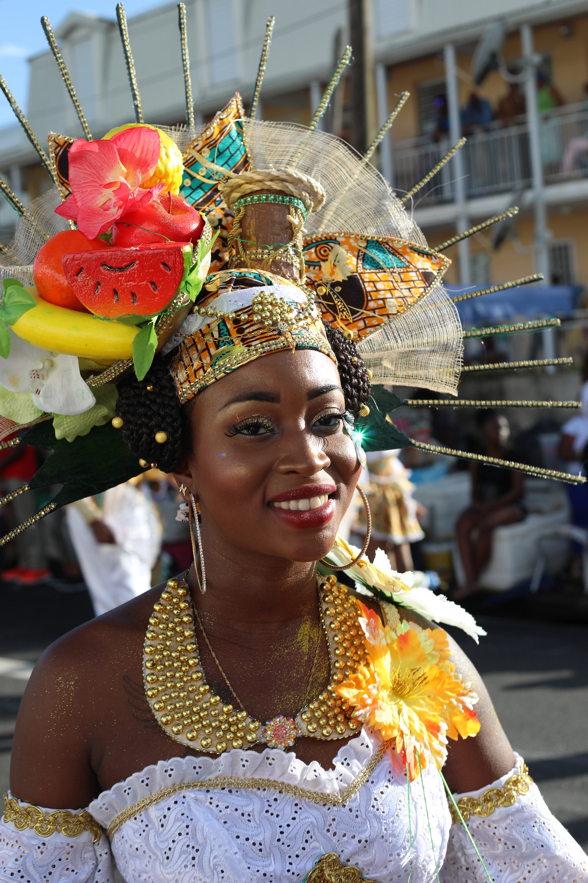 Canon EF 50mm F1.8 II sample photo. Creole gorgeous woman for carnival photography