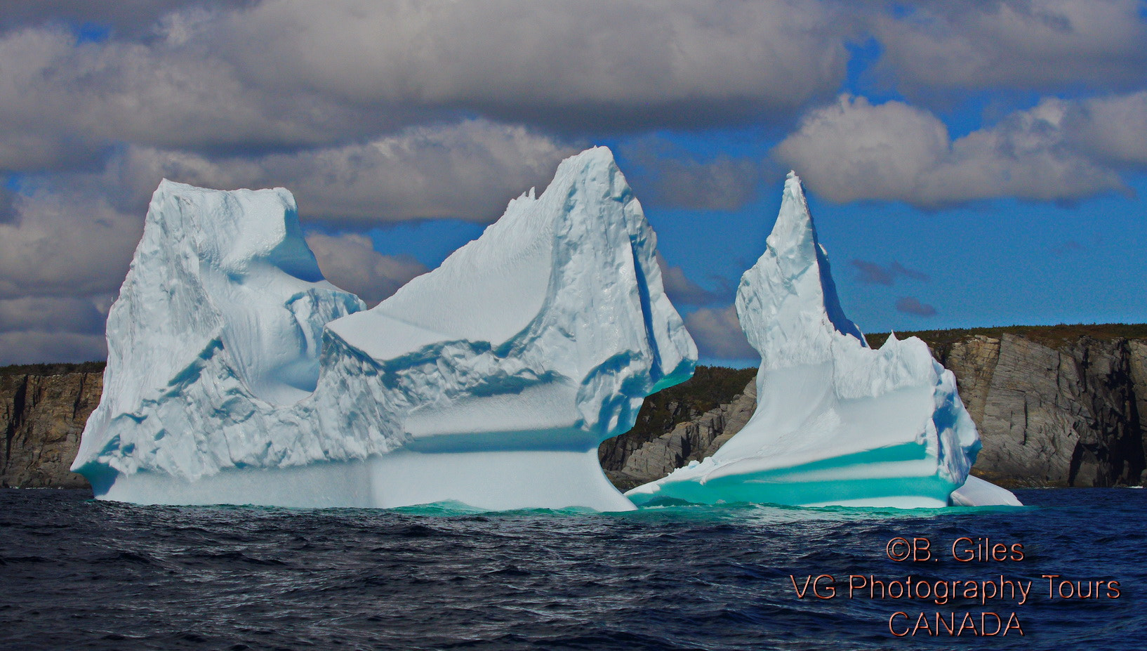 Pentax smc DA* 60-250mm F4.0 ED (IF) SDM sample photo. Natural ice sculpture photography