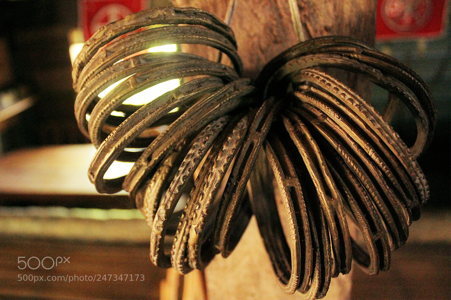 Canon EOS 7D sample photo. Bracelets made of brass. photography