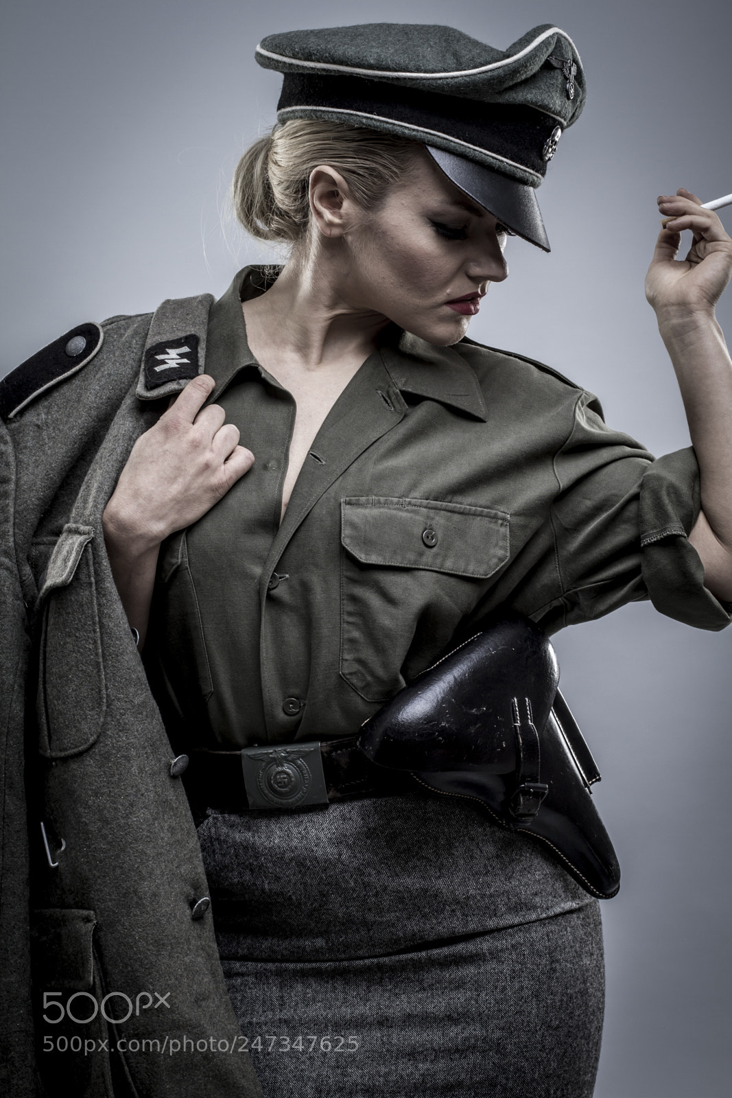 Canon EOS 7D sample photo. Ww2, german officer in photography