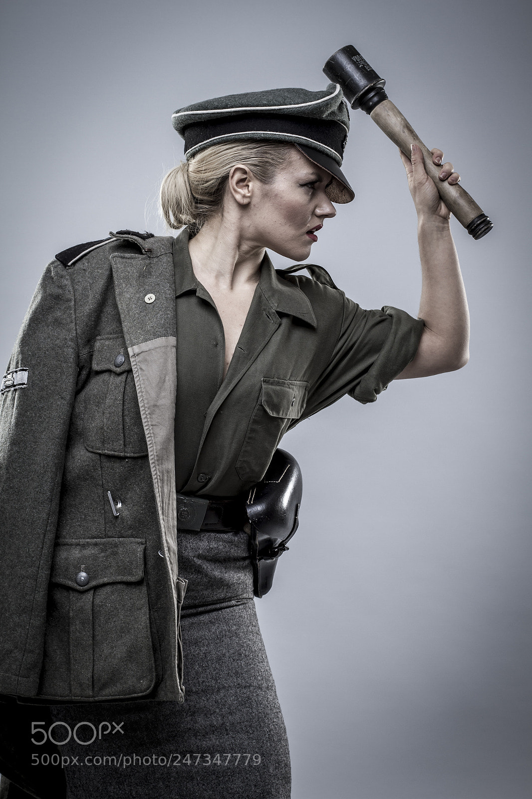 Canon EOS 7D sample photo. Grenade. german officer in photography