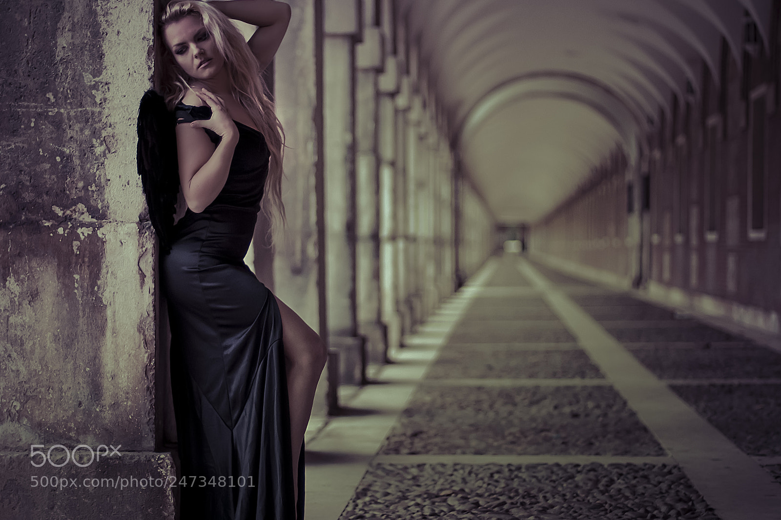 Canon EOS 7D sample photo. Romantic scene, beautiful blond photography