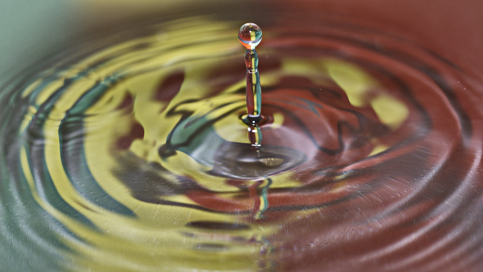 Panasonic Lumix DMC-GX8 sample photo. Water drop 3 photography