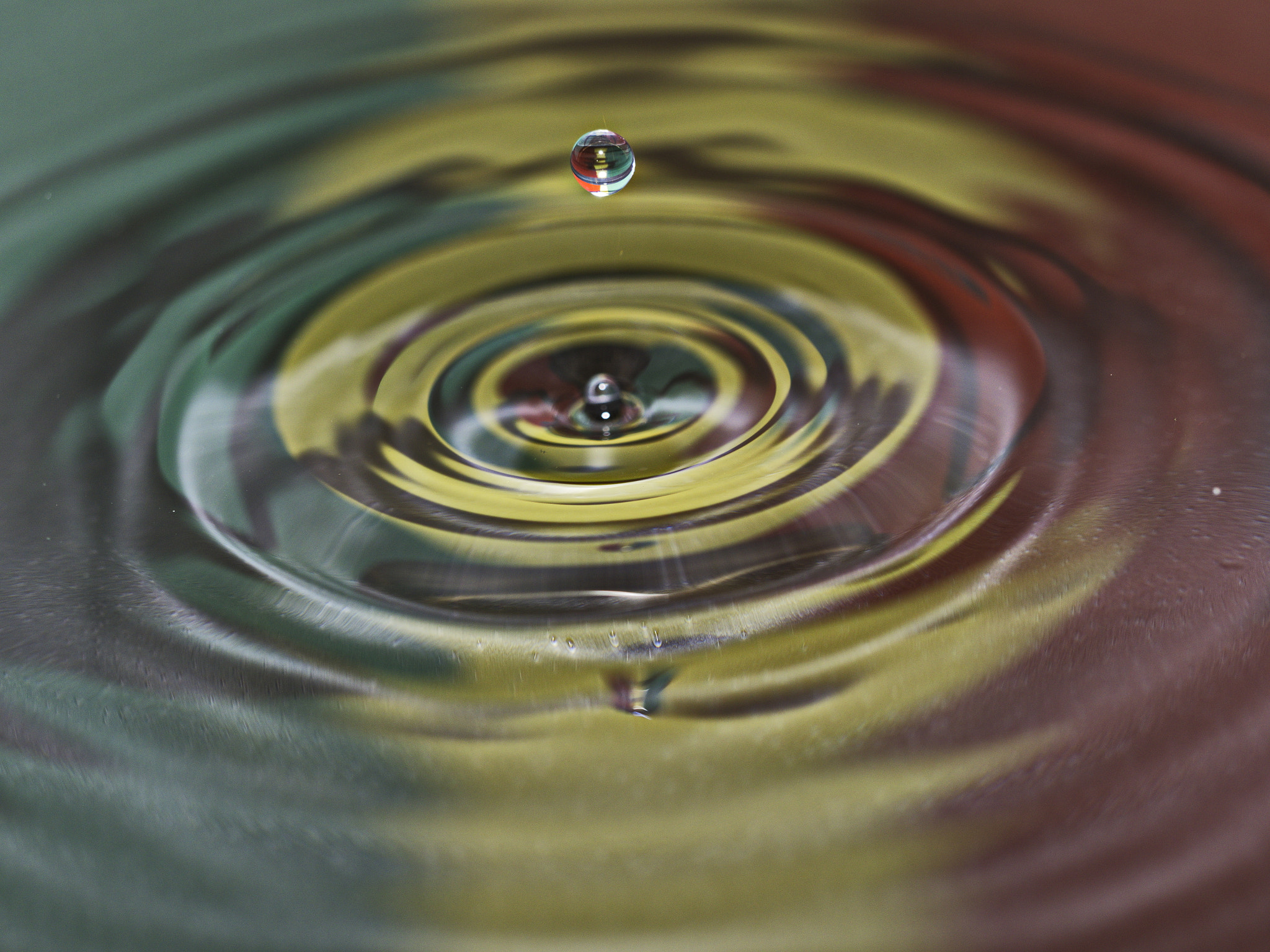 Panasonic Lumix DMC-GX8 sample photo. Water drop 4 photography