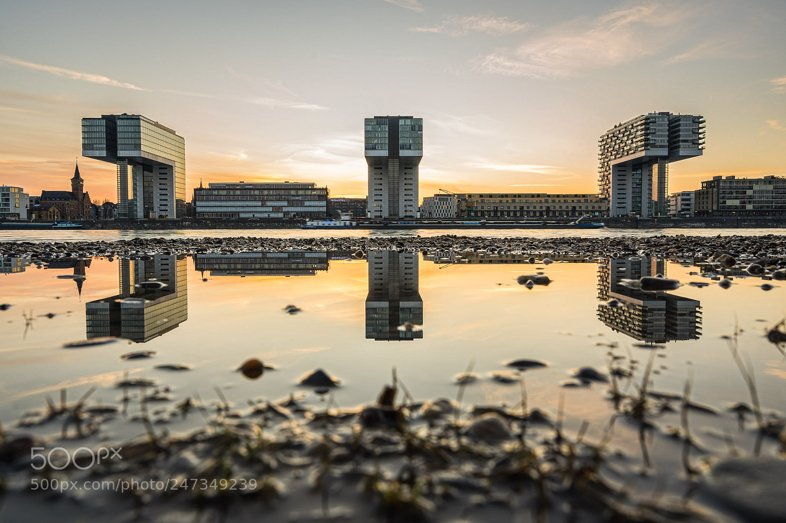 Sony a7 II sample photo. Reflection of cologne kranhaeuser photography