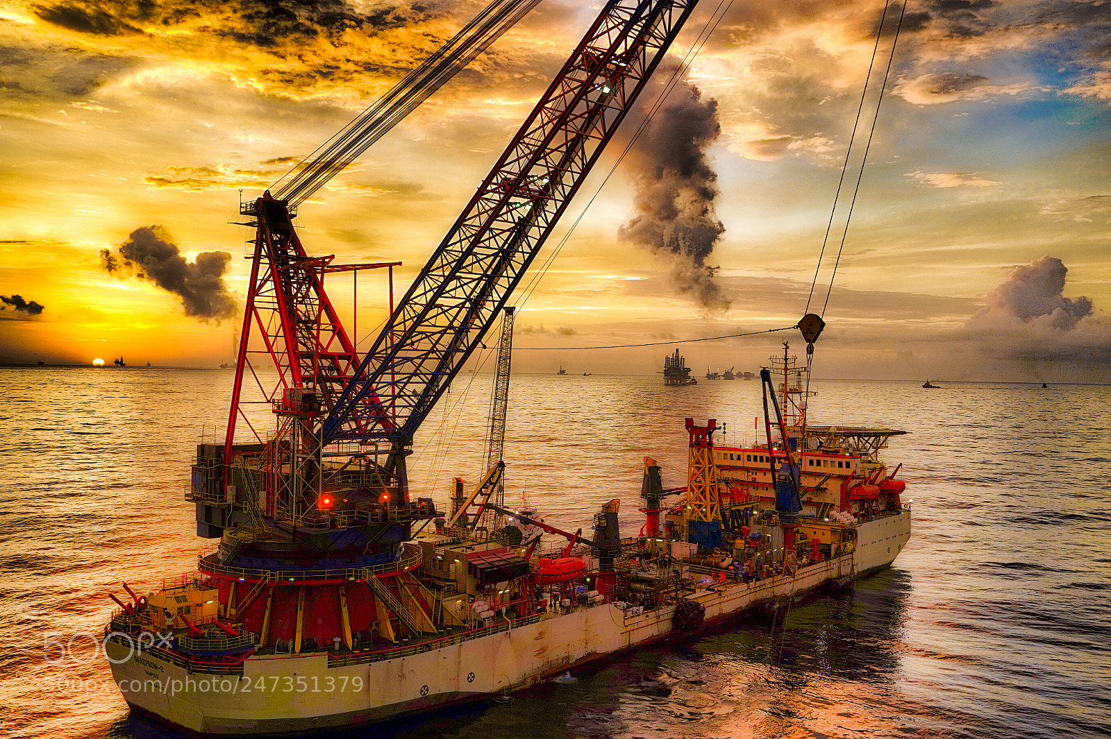 Sony Alpha a5000 (ILCE 5000) sample photo. Crane boat photography