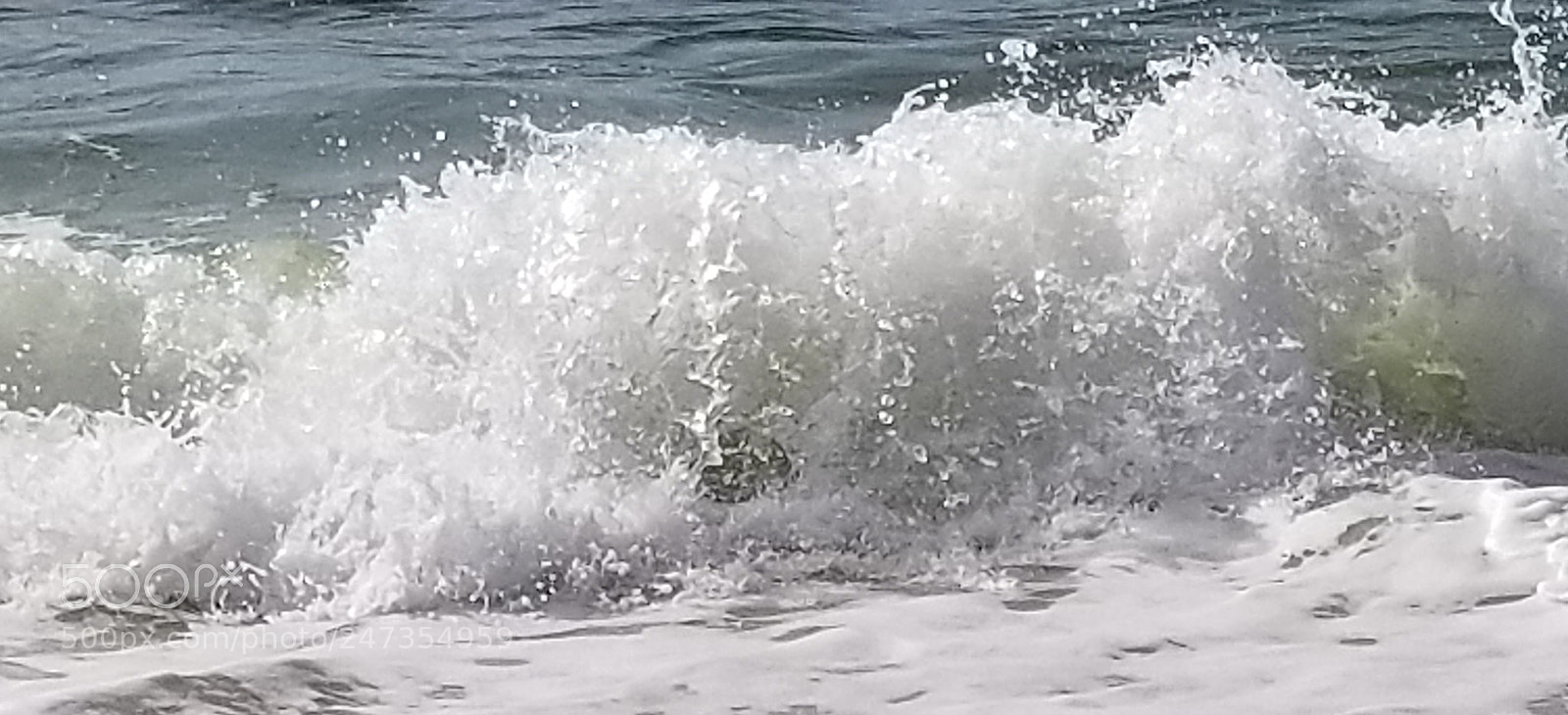 Samsung Galaxy S8+ sample photo. Water trickle photography