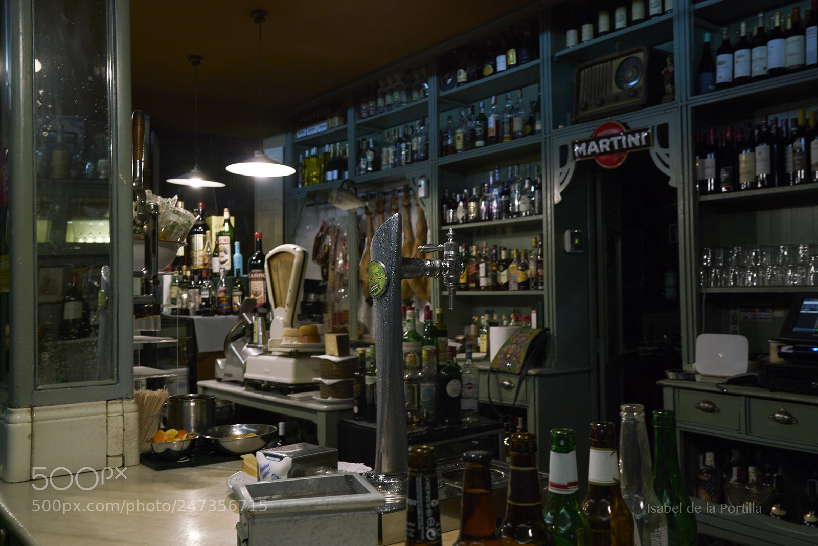 Sony a7R II sample photo. My favorite bar photography