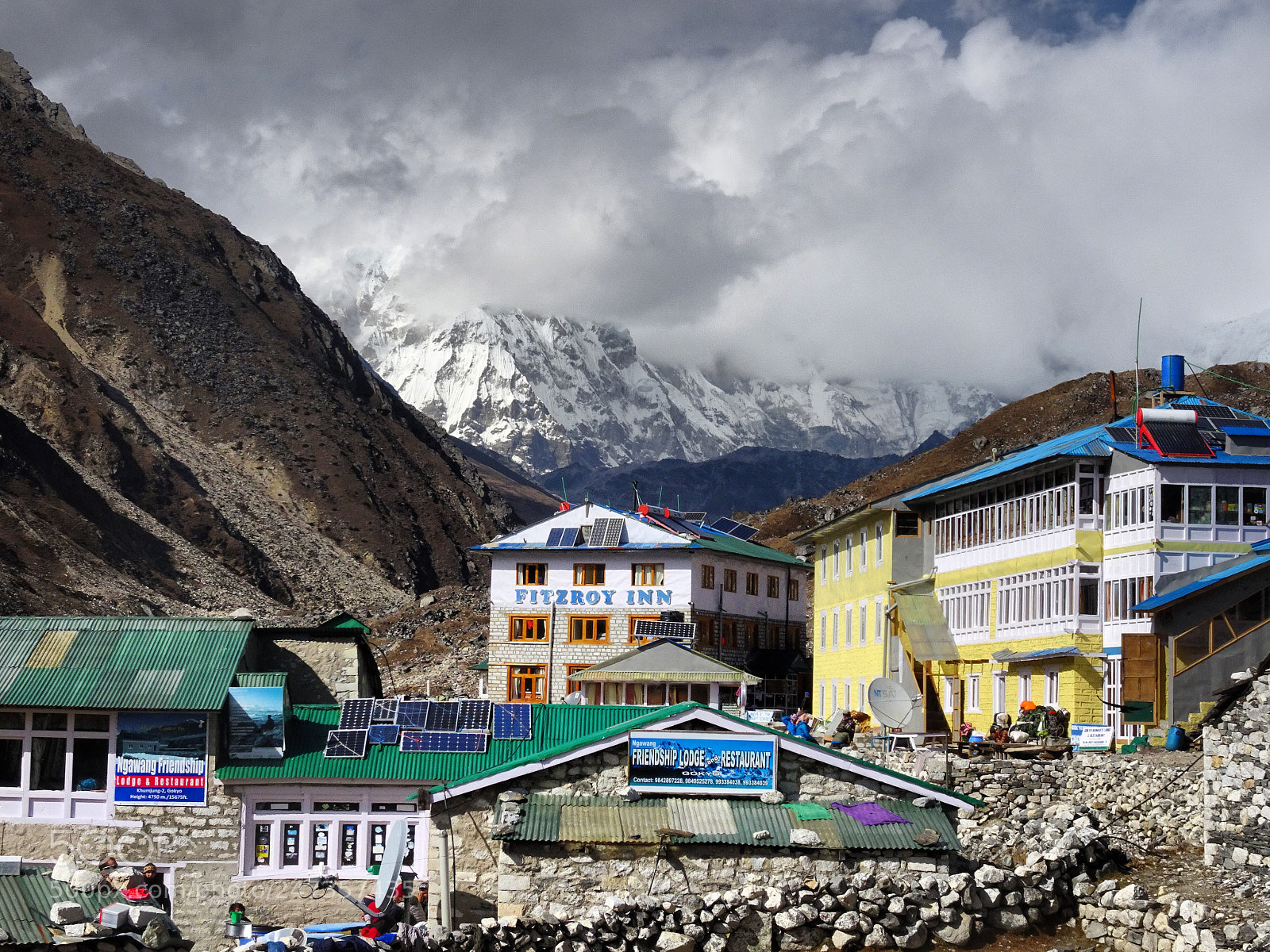 Sony DSC-HX90 sample photo. Gokyo town photography