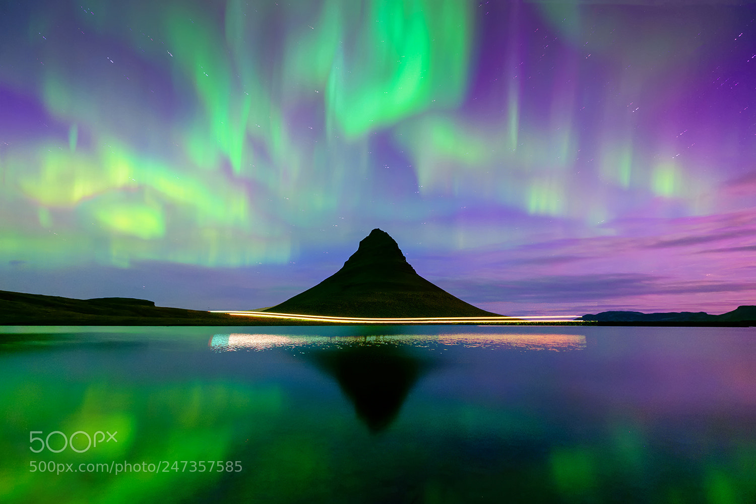 Fujifilm X-T2 sample photo. Aurora flowers over kirkjufell photography