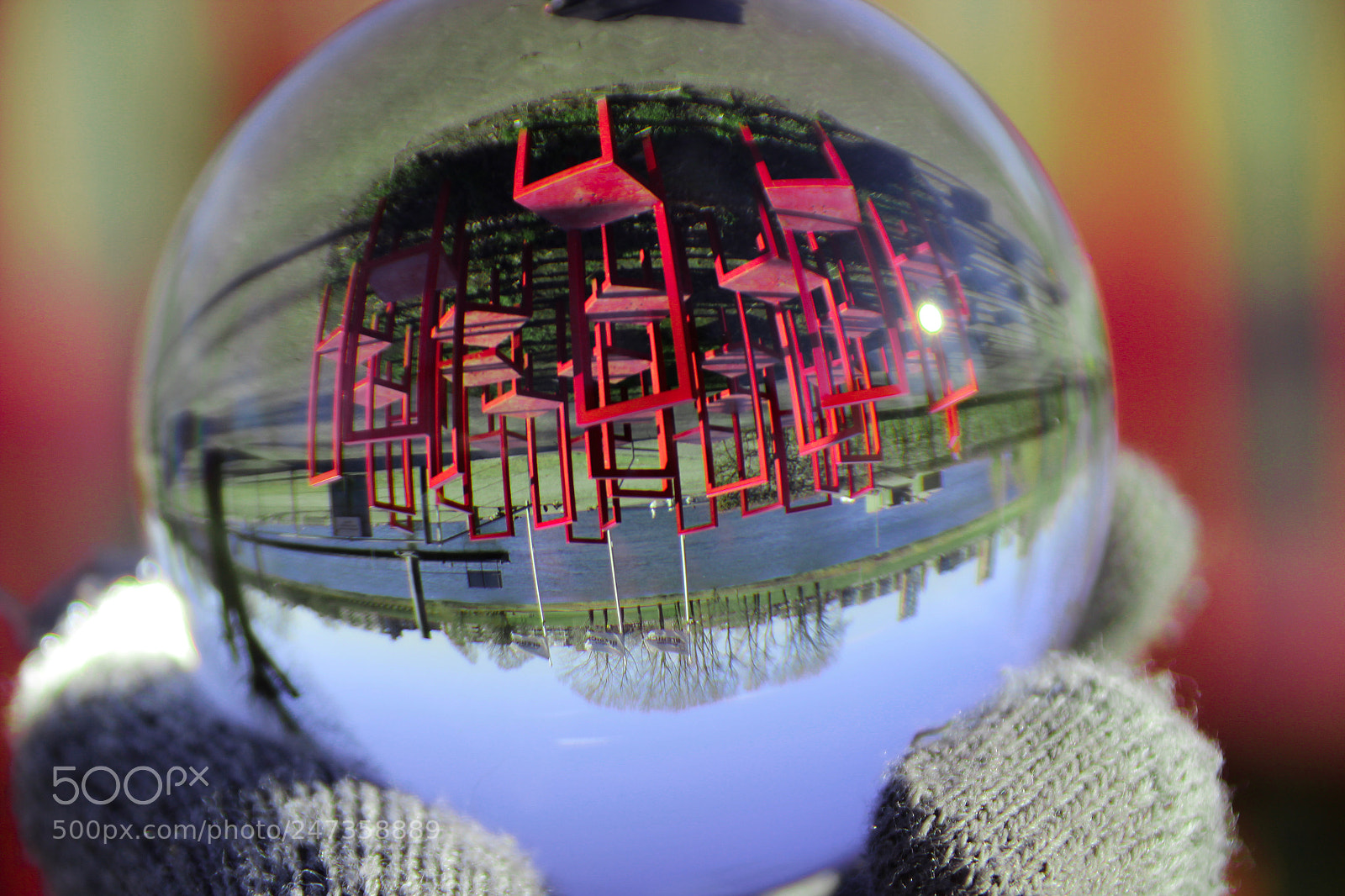 Canon EOS 600D (Rebel EOS T3i / EOS Kiss X5) sample photo. Ball and red photography