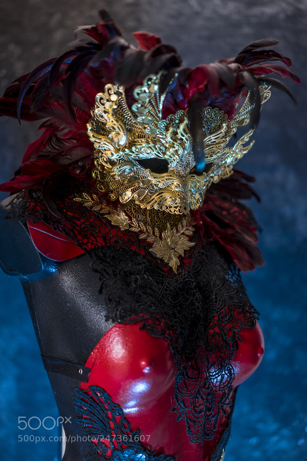 Sony a7 sample photo. Party venetian red, mask photography