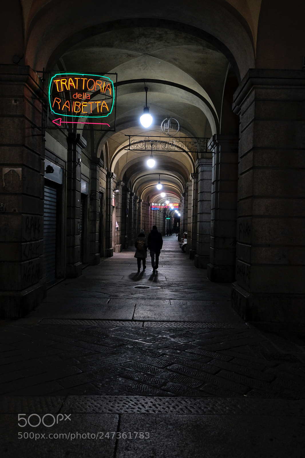 Fujifilm X-Pro2 sample photo. Dark street in genoa photography