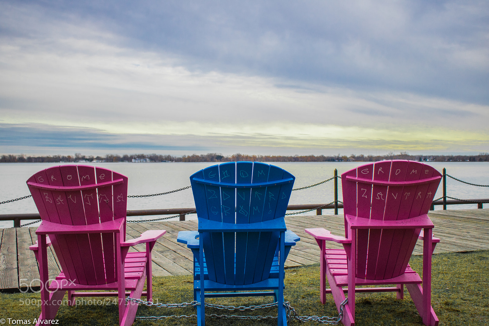 Canon EOS 750D (EOS Rebel T6i / EOS Kiss X8i) sample photo. No matter how far photography