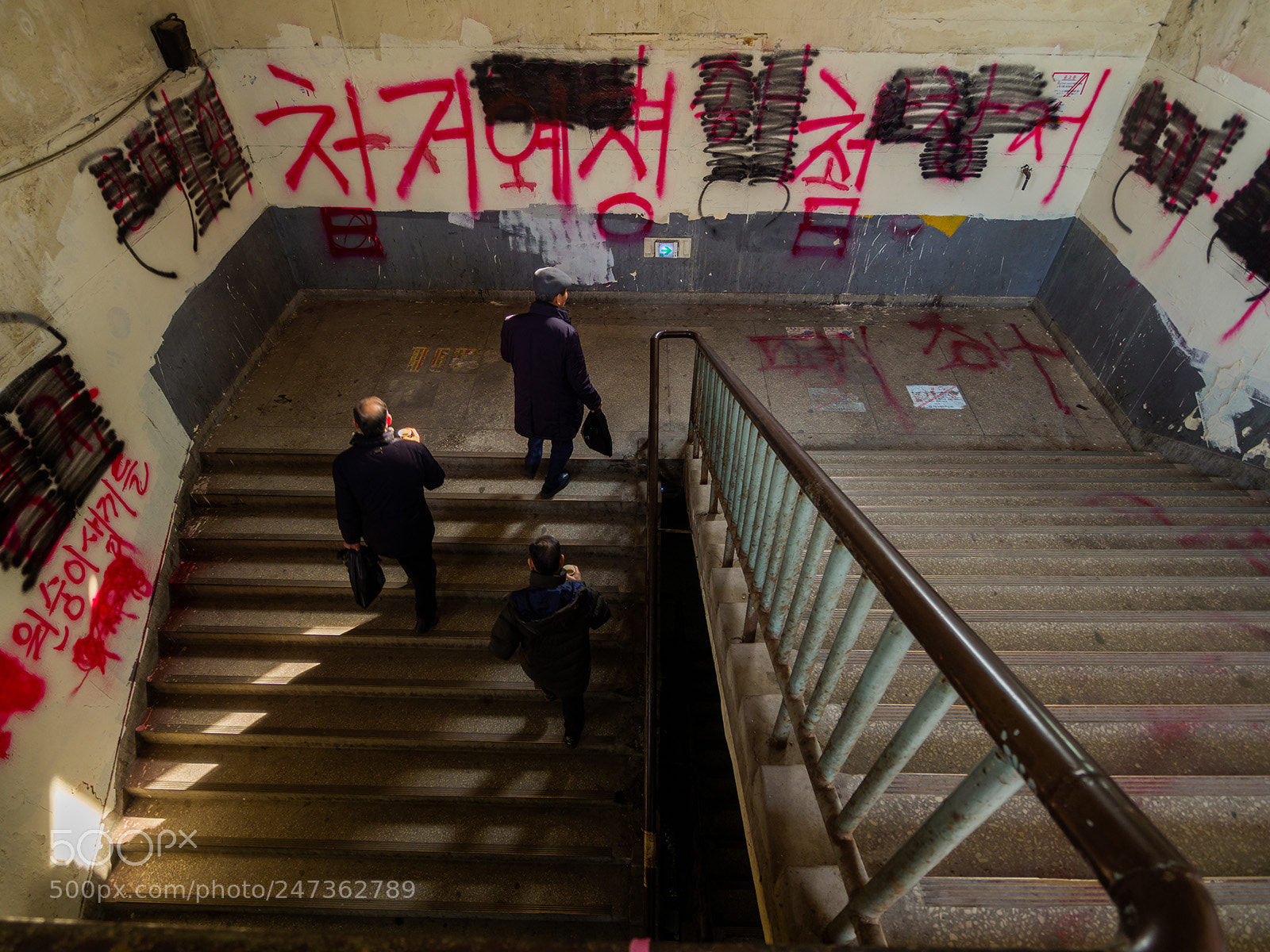 Olympus OM-D E-M1 Mark II sample photo. Stairs photography