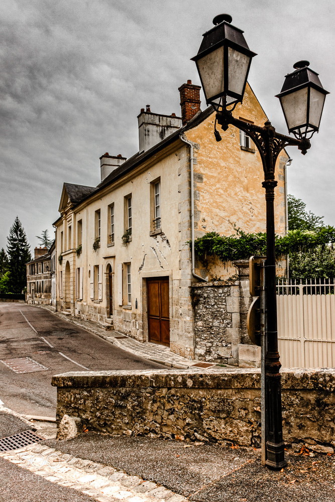 Canon EOS 600D (Rebel EOS T3i / EOS Kiss X5) sample photo. Le lampadaire photography