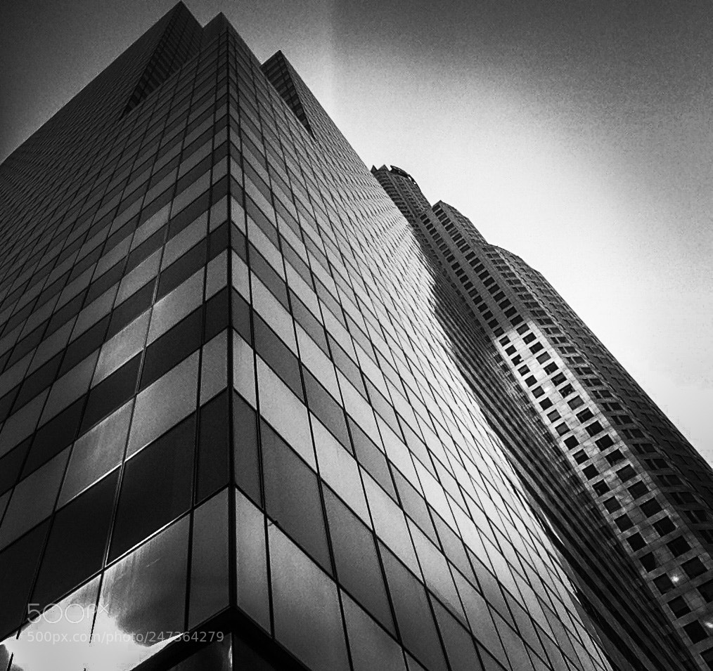 Apple iPhone 5c sample photo. Leaning tower photography