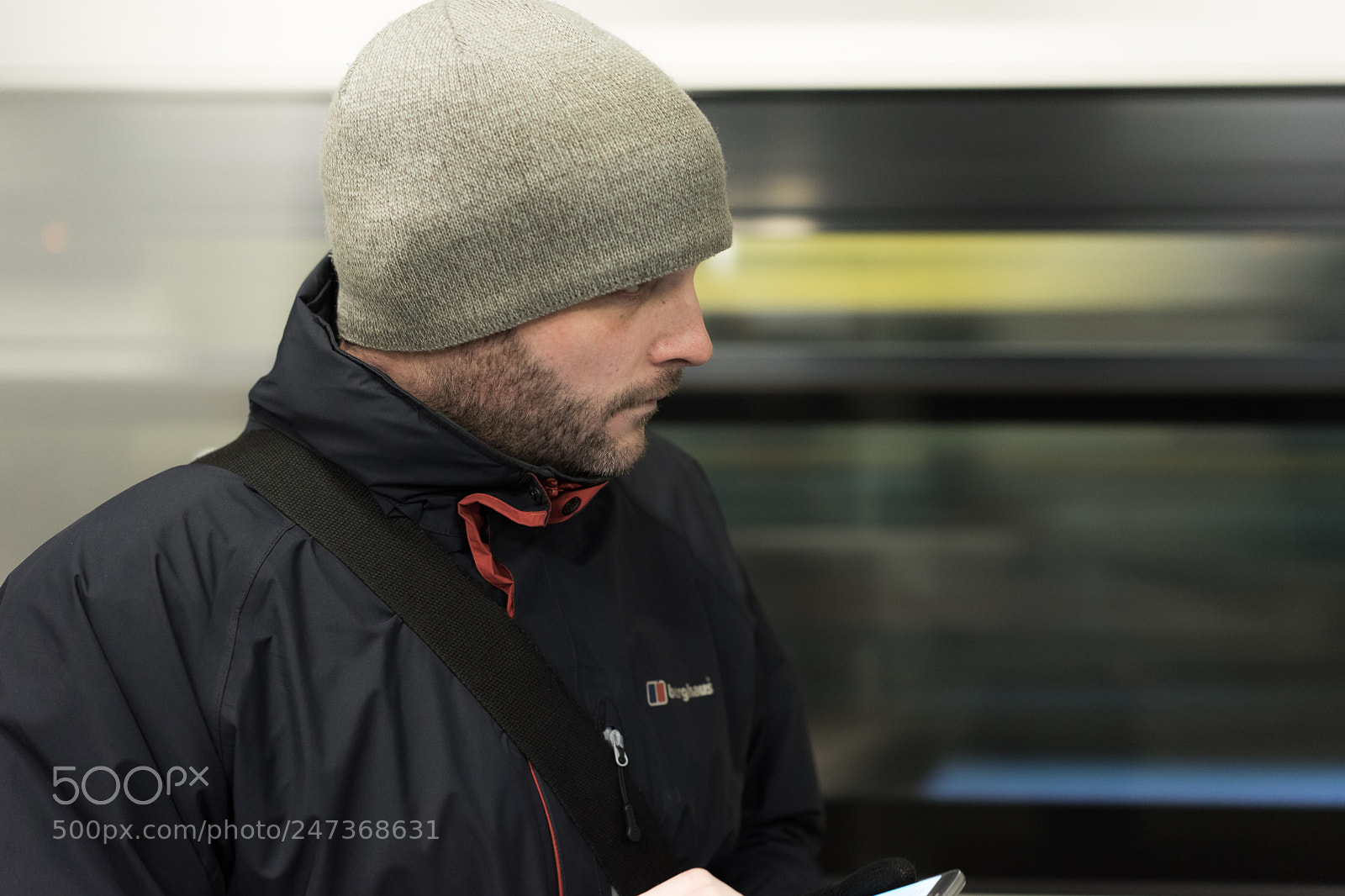 Sony a7 II sample photo. Going home photography