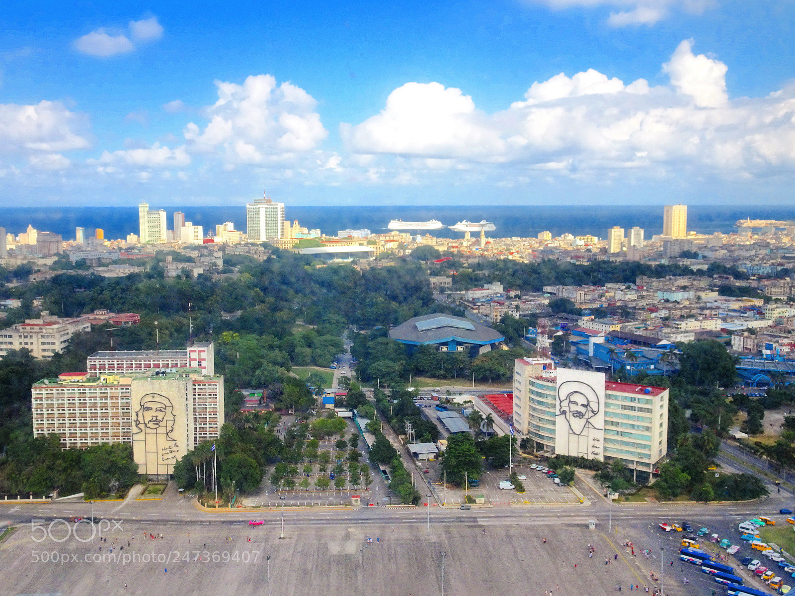 Sony DSC-HX90 sample photo. Cityscape photography