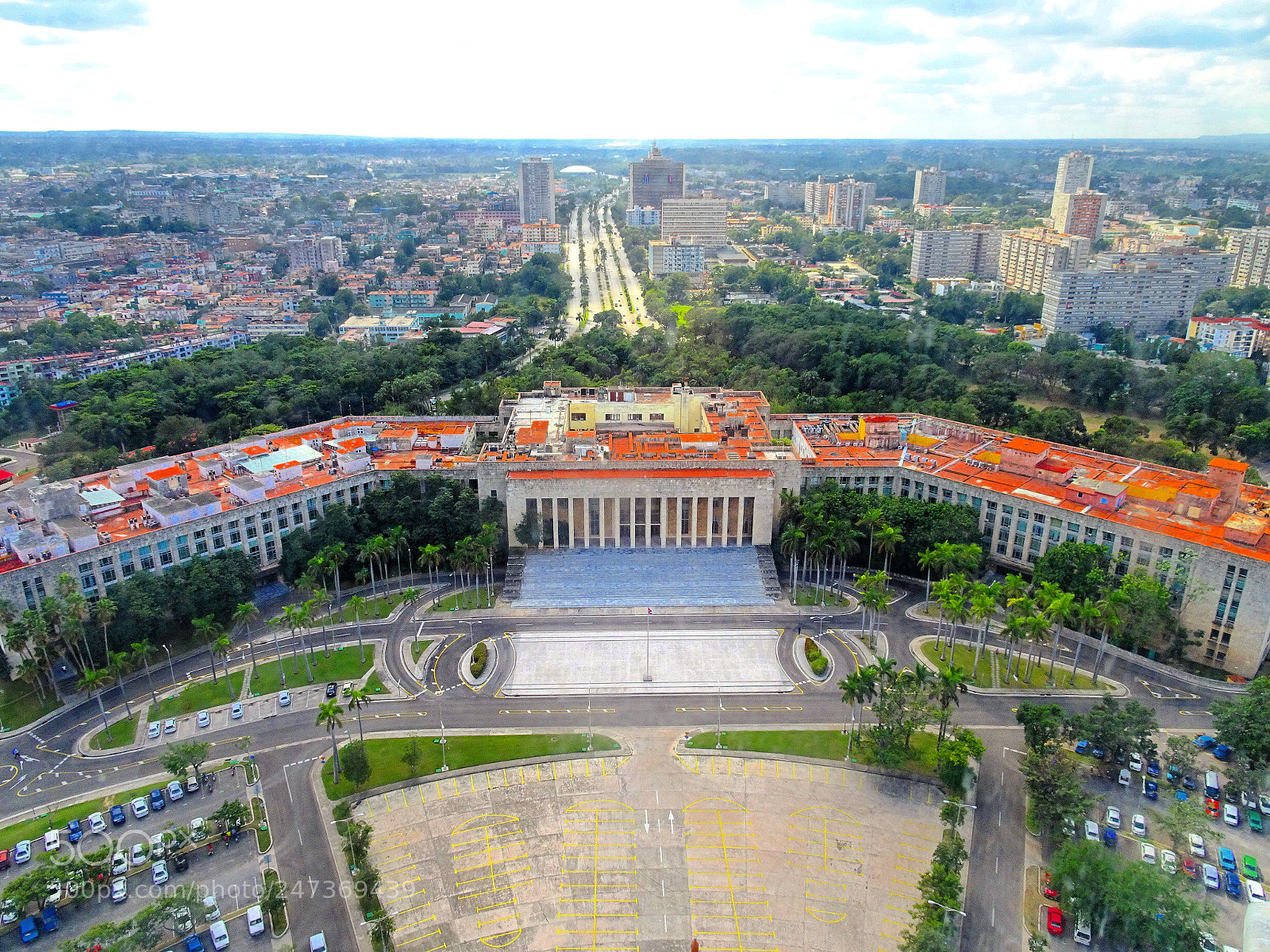 Sony DSC-HX90 sample photo. Government building with orange photography