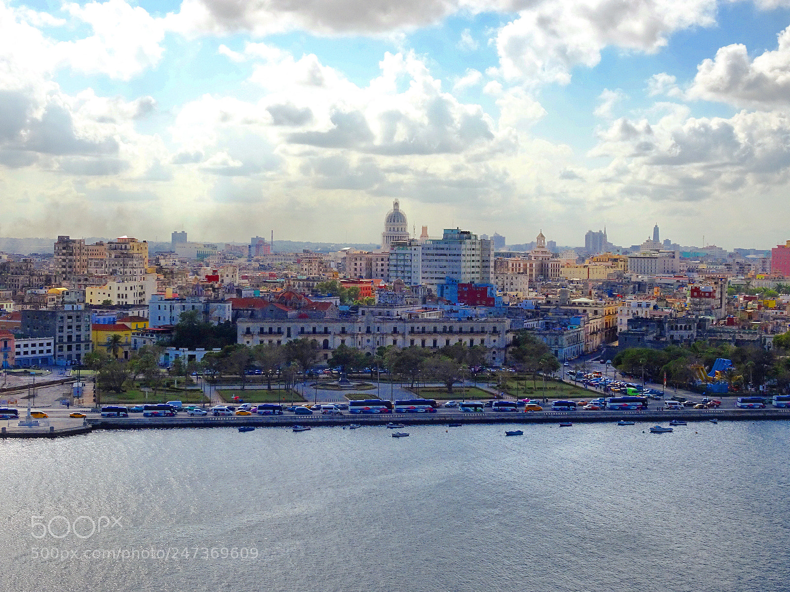 Sony DSC-HX90 sample photo. Cityscape photography