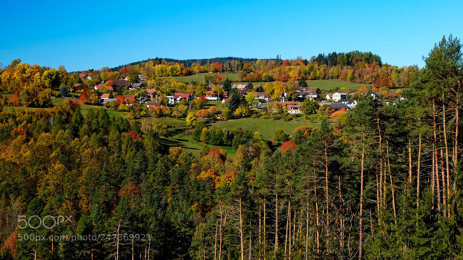 Fujifilm X-E1 sample photo. Mountain village photography