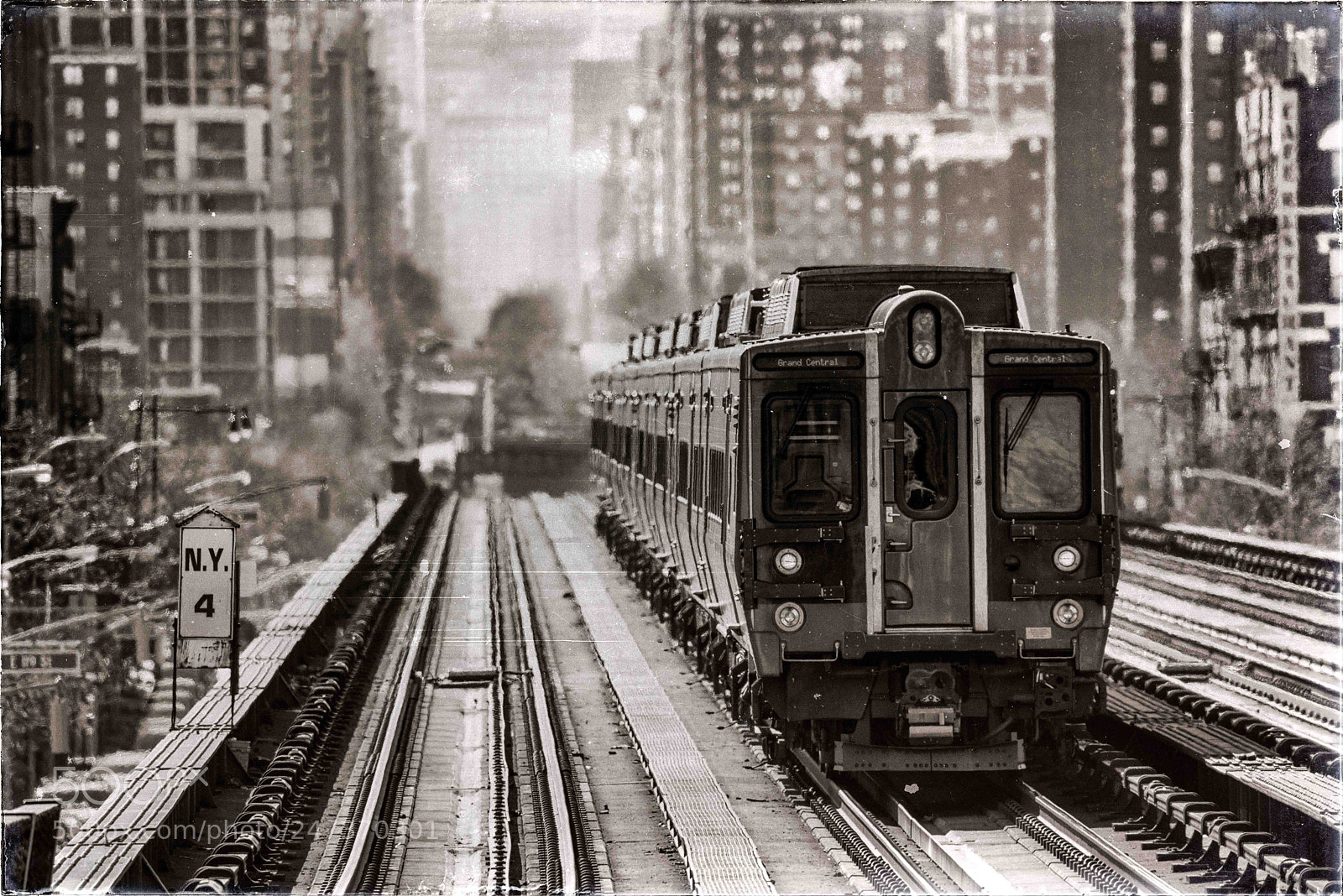 Nikon D810 sample photo. M8 train headed to photography