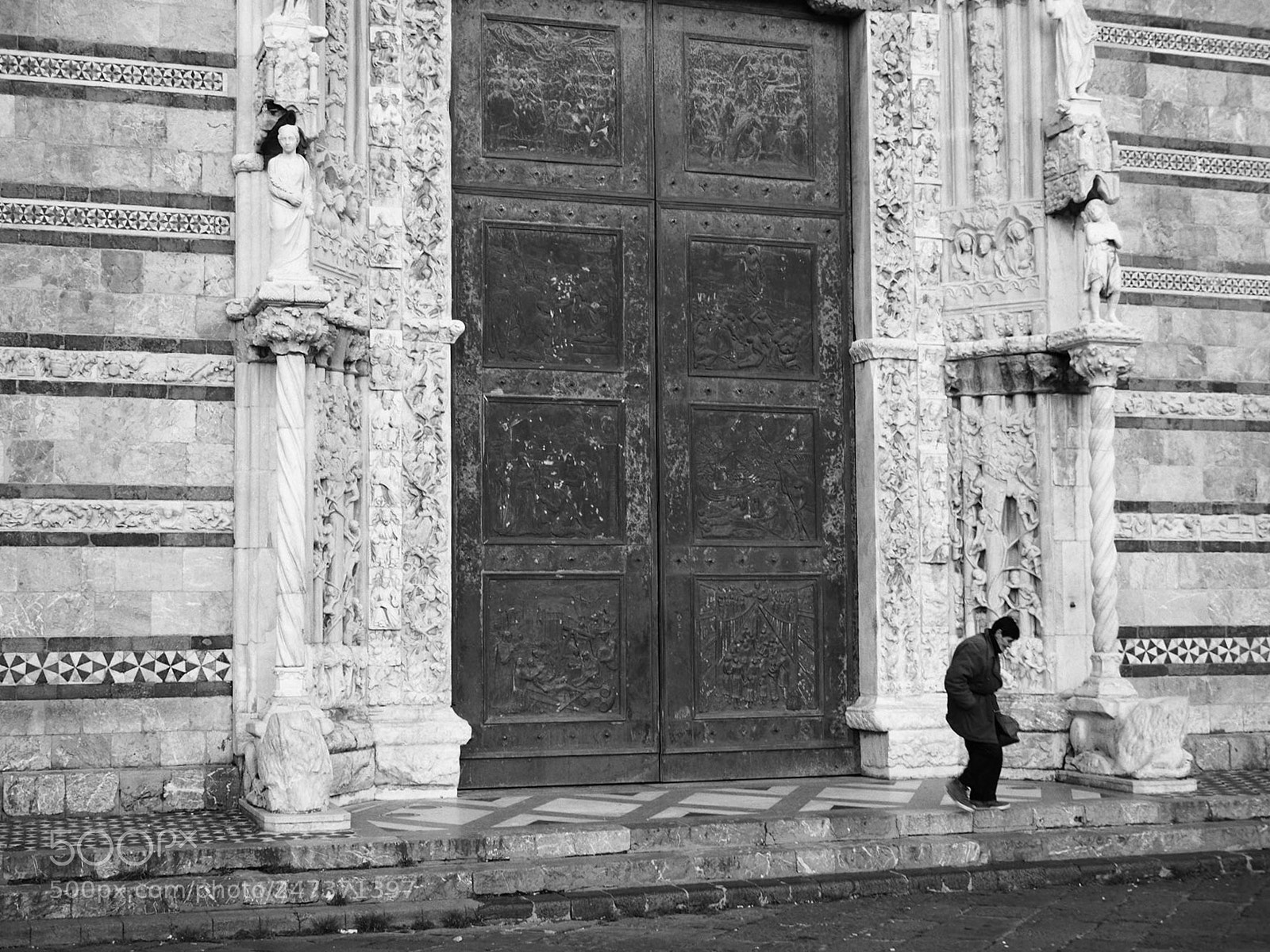 Olympus PEN-F sample photo. Church photography