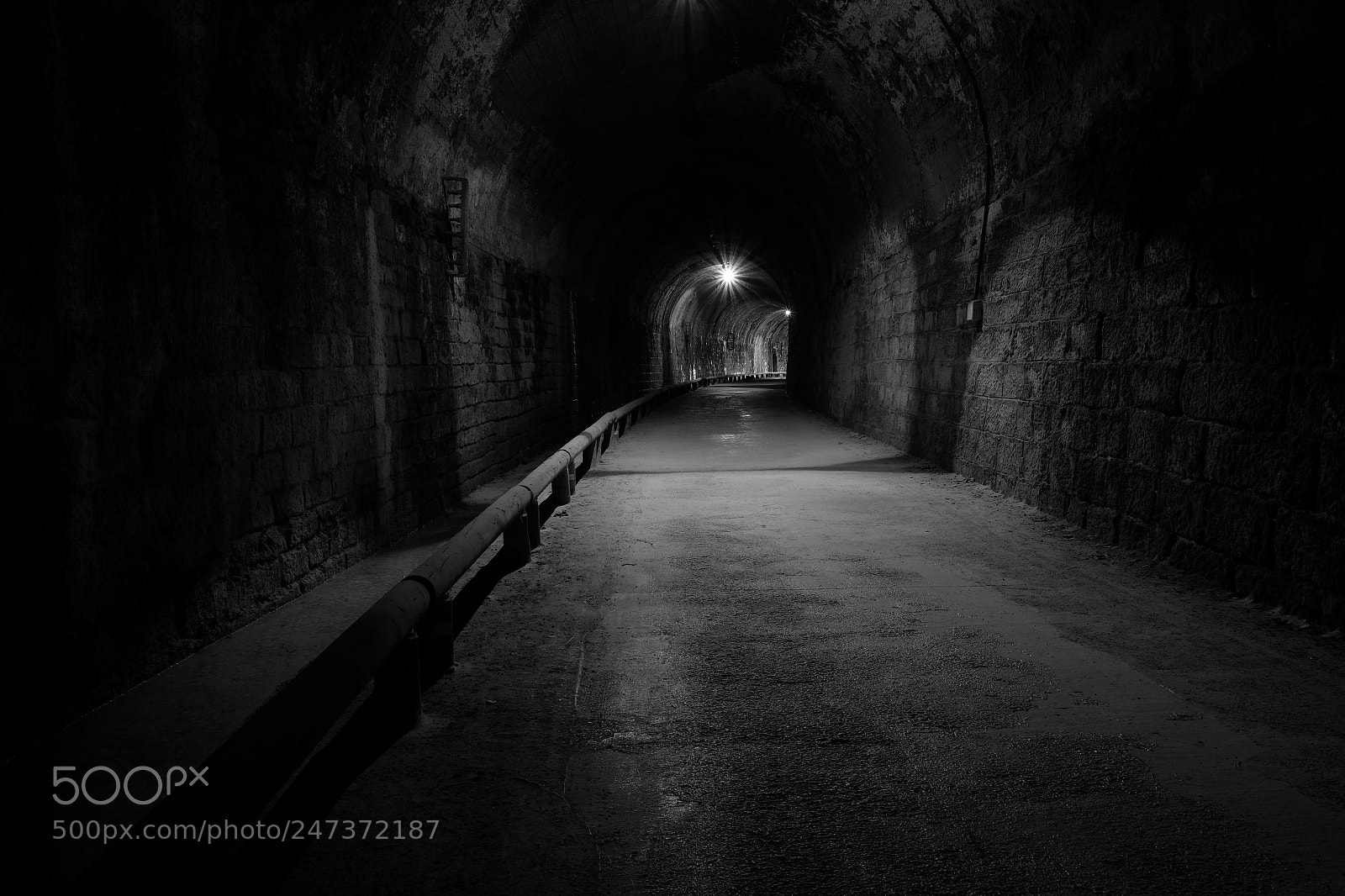 Fujifilm X-E2 sample photo. Leaving the tunnel photography