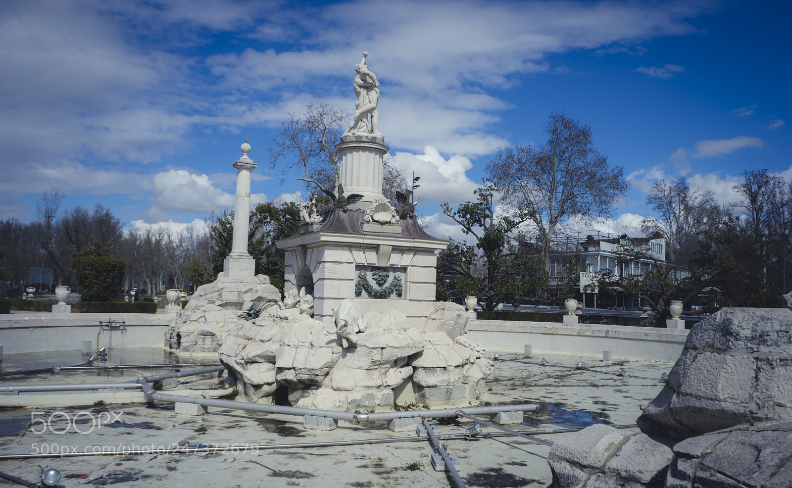 Sony a7 sample photo. Fountain of hercules, gardens photography