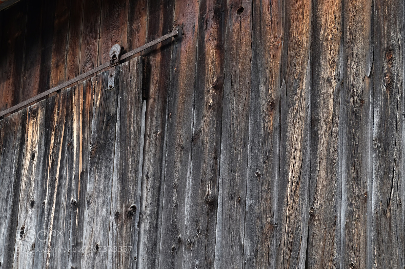 Fujifilm X-T10 sample photo. Barn boards photography