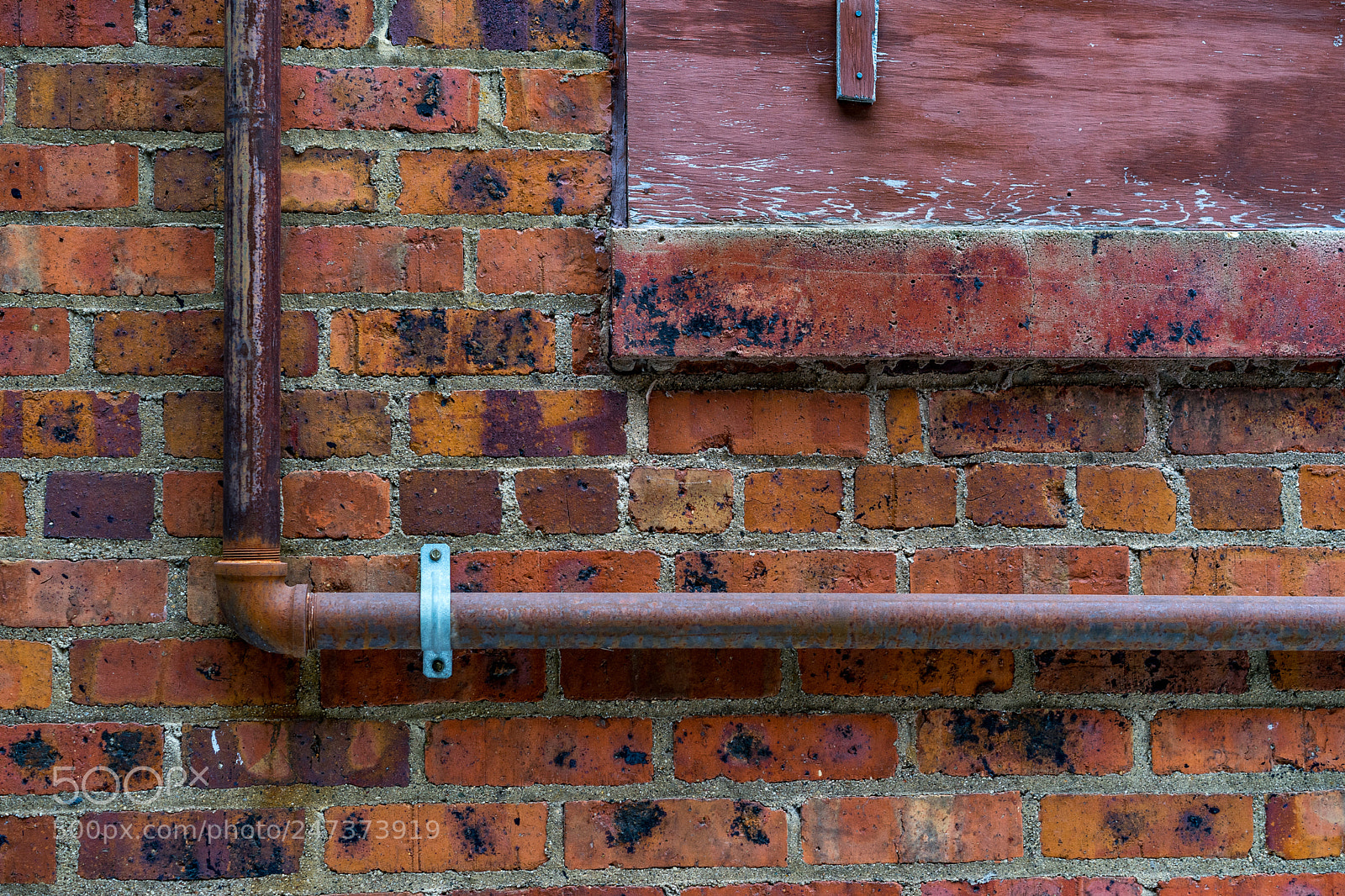 Sony a7 II sample photo. Wall pipe photography