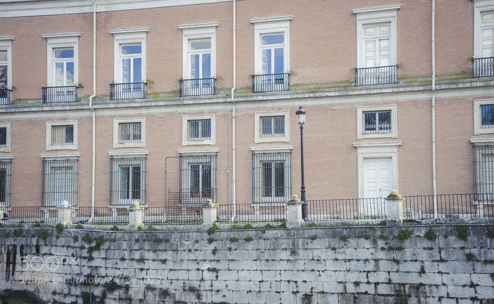 Sony a7 sample photo. Gardens of the city photography