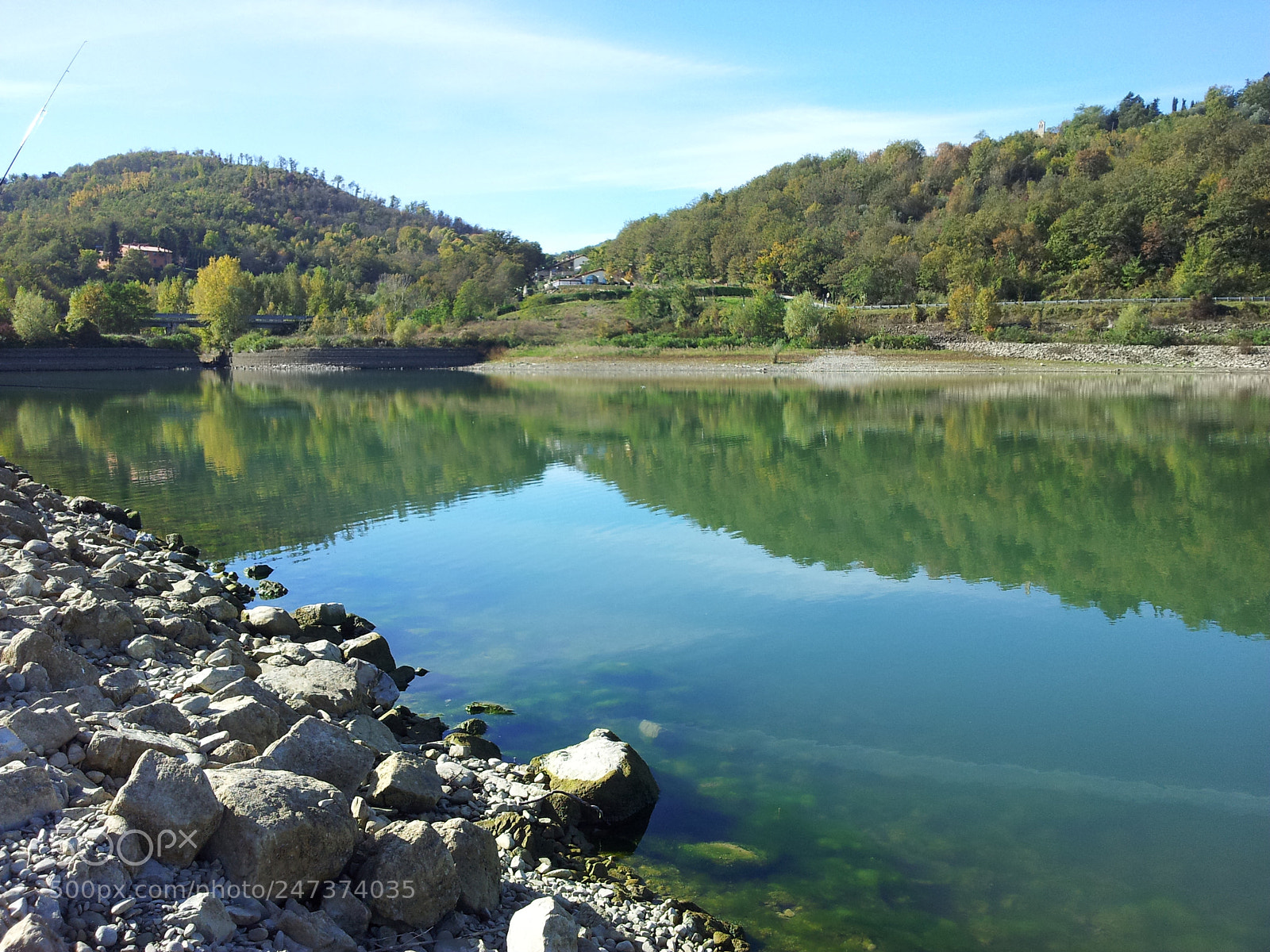Samsung Galaxy S2 sample photo. Lake in tuscany photography