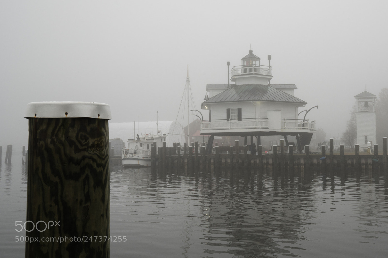 Sony a7R III sample photo. Hooper straight lighthouse, chesapeake photography