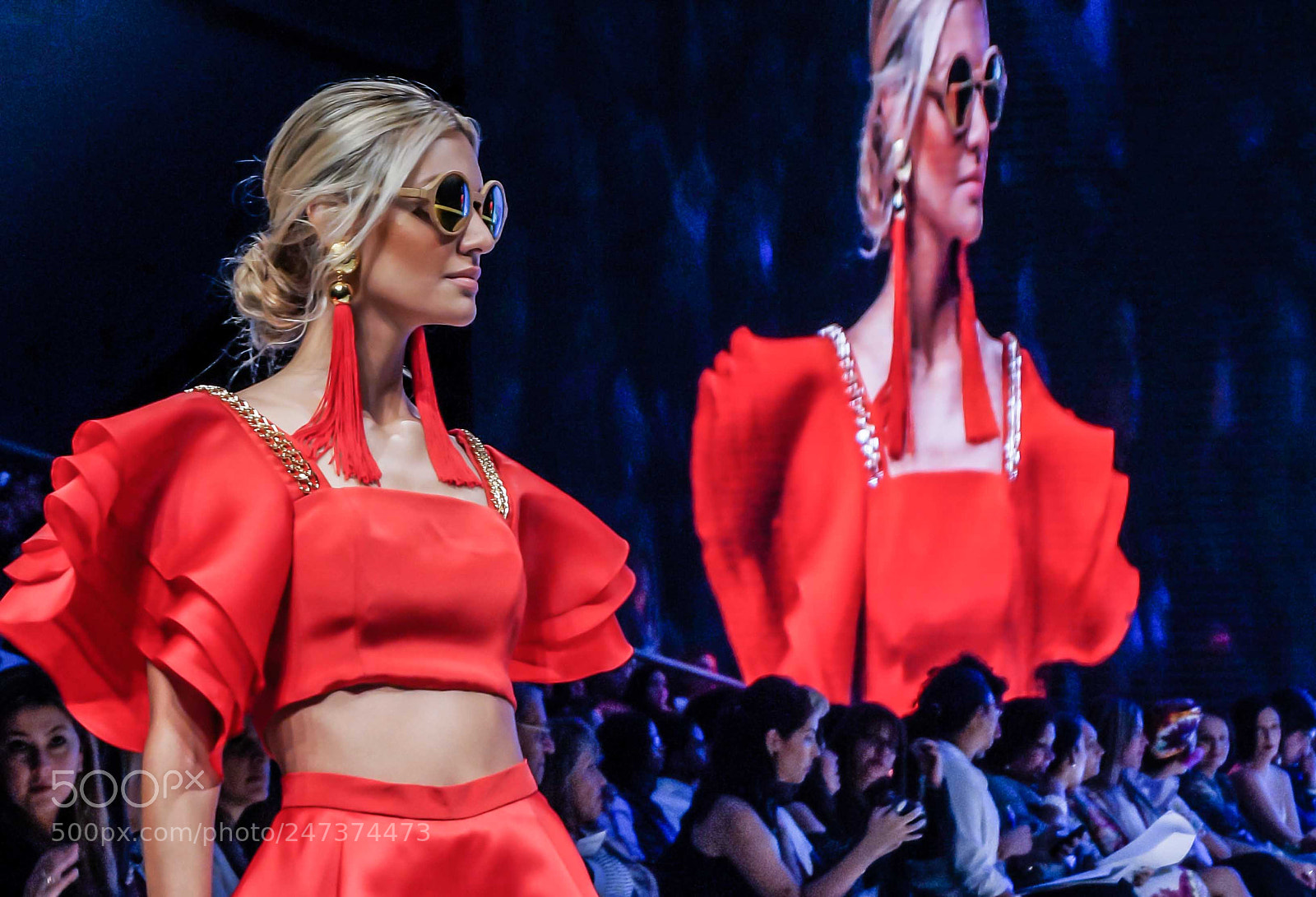 Sony SLT-A37 sample photo. Runway fashion show photography